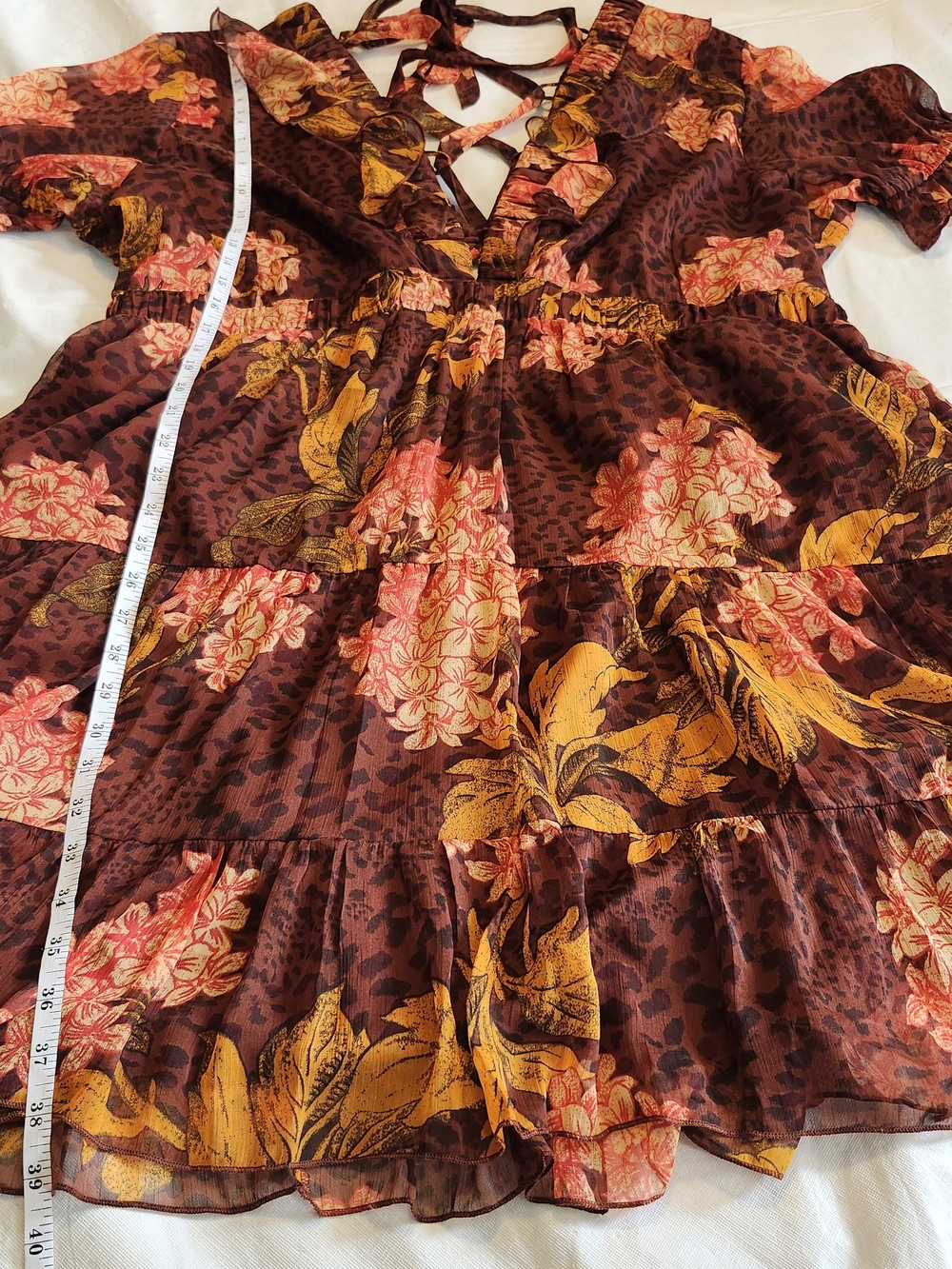 ASOS Curve Brown Floral V-Neck Tiered Midi Dress - Picture 5 of 7